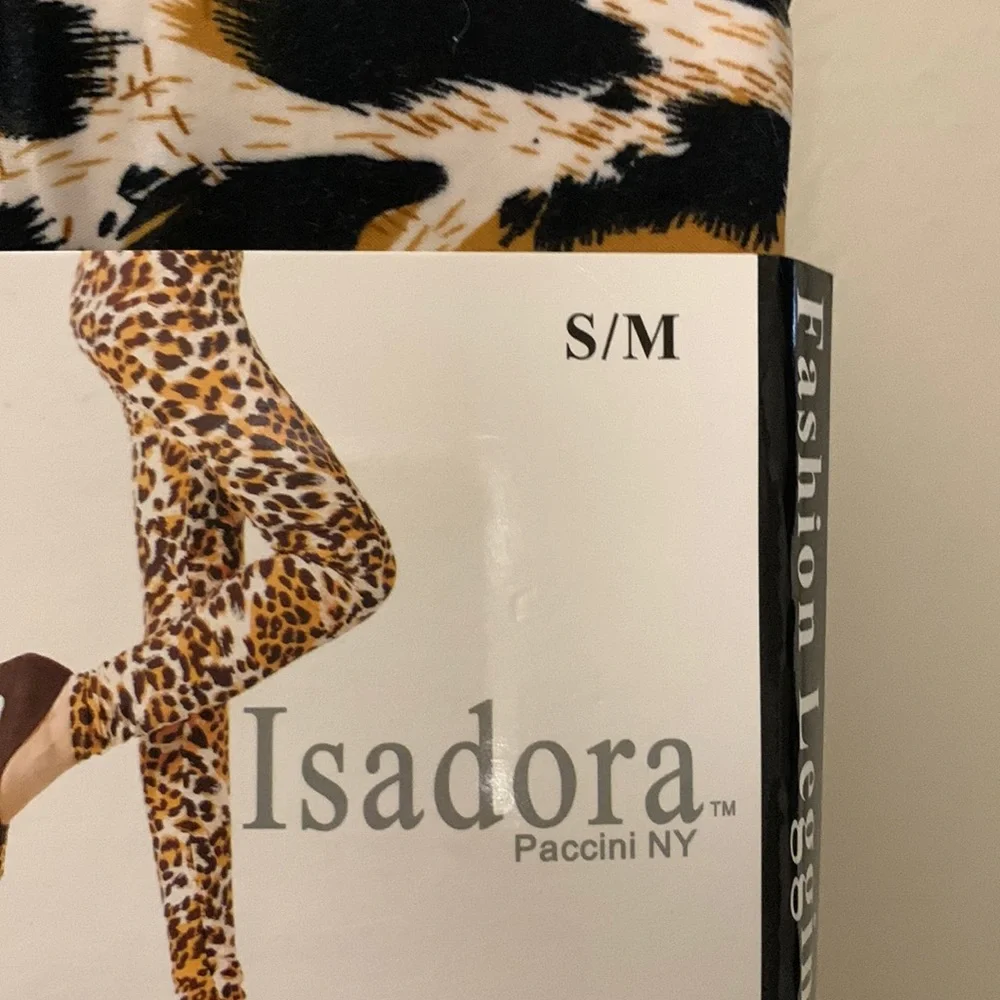 NWT Fashion leopard animal print leggings